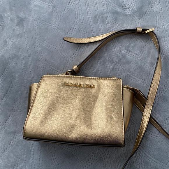 Michael Kors gold Crossbody bag - Picture 3 of 5